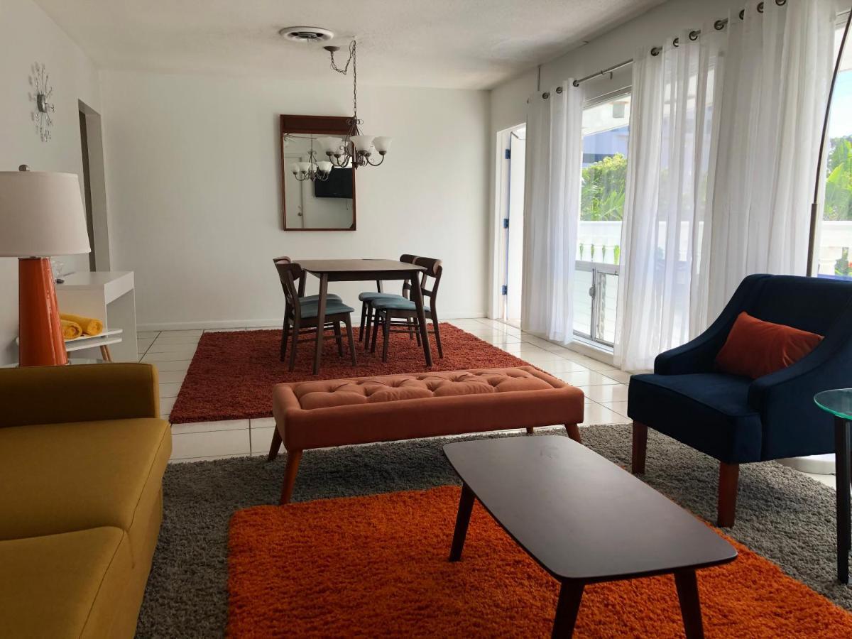 Cheston House - Clothing Optional All Male 3*